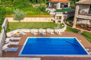 Zdjęcie z galerii obiektu Villa Lea & Tea w mieście Tinjan