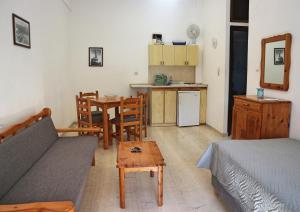 Kuchyňa alebo kuchynka v ubytovaní Oliaria Apartments