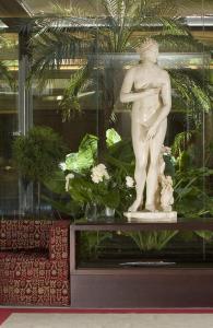 Fotografie z fotogalerie ubytování Hotel dei Borgognoni v Římě