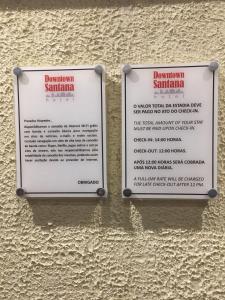 Сертификат, награда, вывеска или другой документ, выставленный в Downtown Santana Hotel