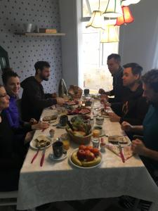 Jídlo v penzionu nebo okolí