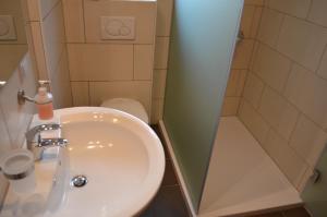 Phòng tắm tại Apartments Buljan +25 ảnh