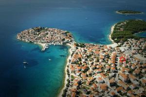 Afbeelding uit fotogalerij van Apartment LuNi in Primošten