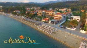 Άποψη από ψηλά του Meliton Inn Hotel & Suites by the beach