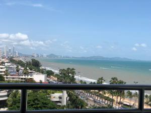 Gallery image of Viewtalay Beachfront by ND in Pattaya South