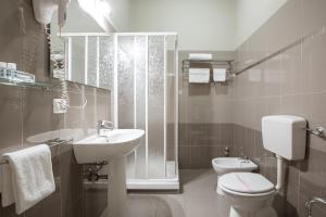 Kúpeľňa v ubytovaní Camere Centro Storico + 37 fotografií