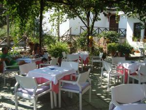 Zahrada ubytování Hotel Sevilli