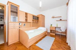 Kuchyň nebo kuchyňský kout v ubytování Apartment Promona Drniš