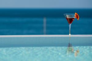 The swimming pool at or close to Hotel Helvetia