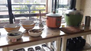 Makanan di atau berdekatan asrama