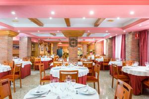 Restaurace v ubytování Hotel Ridomar 365