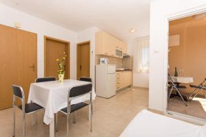 Küche/Küchenzeile in der Unterkunft Apartments Vukman