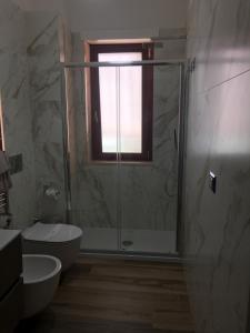 A bathroom at Casa Carraturo