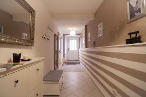 Kuchyň nebo kuchyňský kout v ubytování Apartments Lufra Skradin