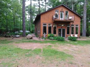 صورة لـ Bed and breakfast suite at the Wooded Retreat في Pine City