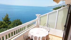 Balkón nebo terasa v ubytování Beach front apartments Balica Rat