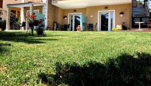 A garden outside Alrose