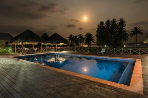 Bazén v ubytování Beachfront Resort nebo v jeho okolí