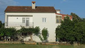 Budova, v ktorej sa apartmán nachádza
