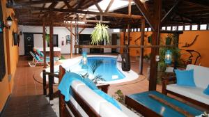 Bazén v ubytovaní Villa Spa Las Tinajas alebo v jeho blízkosti