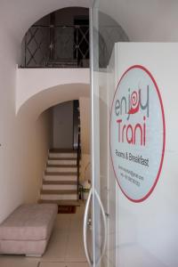 Certifikát, hodnocení, plakát nebo jiný dokument vystavený v ubytování Enjoy Trani