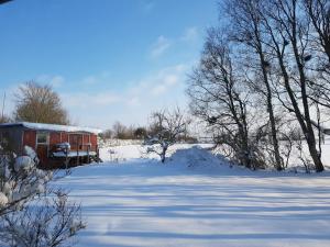 Ferienwohnung mit Tiny House v zimě