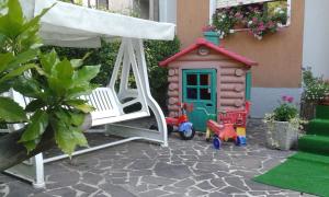 Area giochi per bambini di Albergo Miramonti