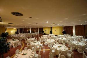 Restaurace v ubytování Hotel Torre Normanna