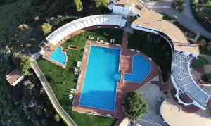 Bazén v ubytování Hotel Torre Normanna nebo v jeho okolí