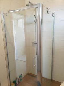 Koupelna v ubytování Apartmani Jozic