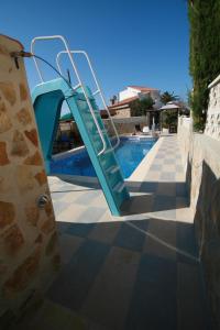 Πισίνα στο ή κοντά στο Villa Casper +16 φωτογραφίες