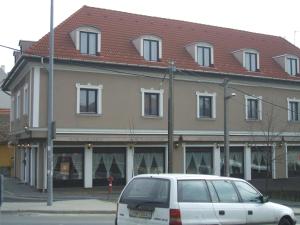 Budova, v ktorej sa hotel nachádza