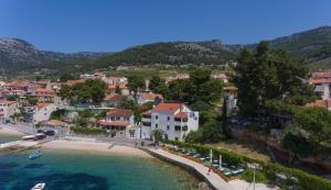 Gallery image of Apartment Laguna 1 in Bol +77 photos