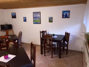 A television and/or entertainment centre at Privat Monika
