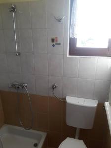 Bilik mandi di Dalmatino