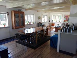 Gallery image of Moen Oekologisk Bed & Breakfast in Askeby