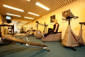 Fitness centrum a/nebo fitness zařízení v ubytování Advantage Appartements Hotel
