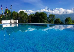 Piscina a Himalayan Front Hotel by KGH Group o a prop