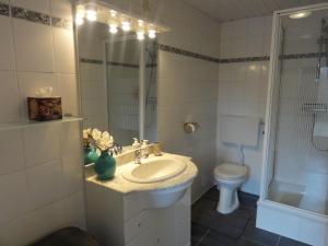 B&B Appartementen Engelenhof tesisinde bir banyo