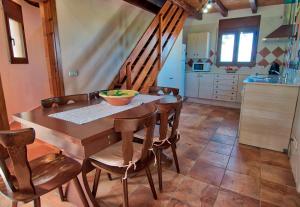 A kitchen or kitchenette at La Illeta