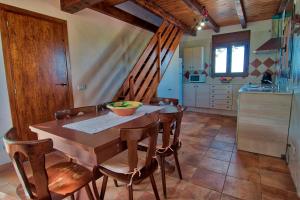 A kitchen or kitchenette at La Illeta