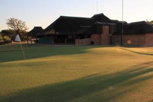 Golf v rezortu nebo okolí