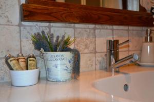 A bathroom at Agriturismo Fiorano