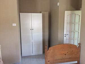 Postel nebo postele na pokoji v ubytování Villa L'Ottagono con cucina parcheggio privato telecamerizzato e wifi