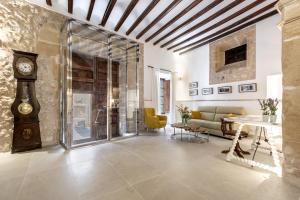 Posedenie v ubytovaní Townhouse Can Butxaca By homevillas360
