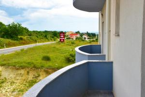 Budova, v ktorej sa apartmán nachádza