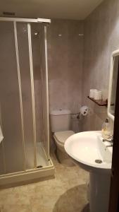 Hostal Arenal的一间浴室