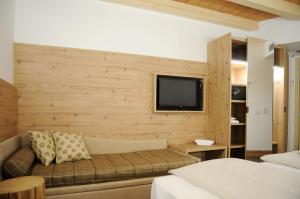 Gallery image of TOURING HOTEL & SPA in Edolo