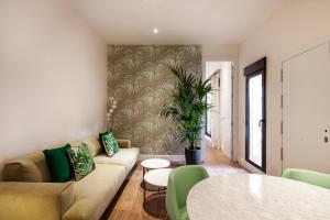 Część wypoczynkowa w obiekcie Mante House - Malasaña Design