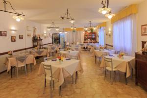 Restaurace v ubytování Hotel Ambra